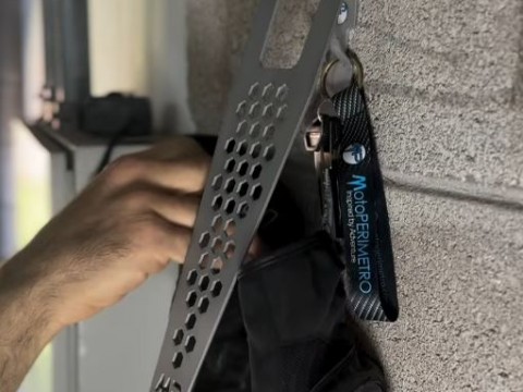 Posa Casco Soporte helmet wall support percha pared